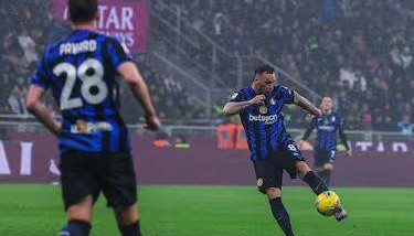 九游在线入口-【意杯】阿瑙托维奇世界波，国际米兰2比0拉齐奥